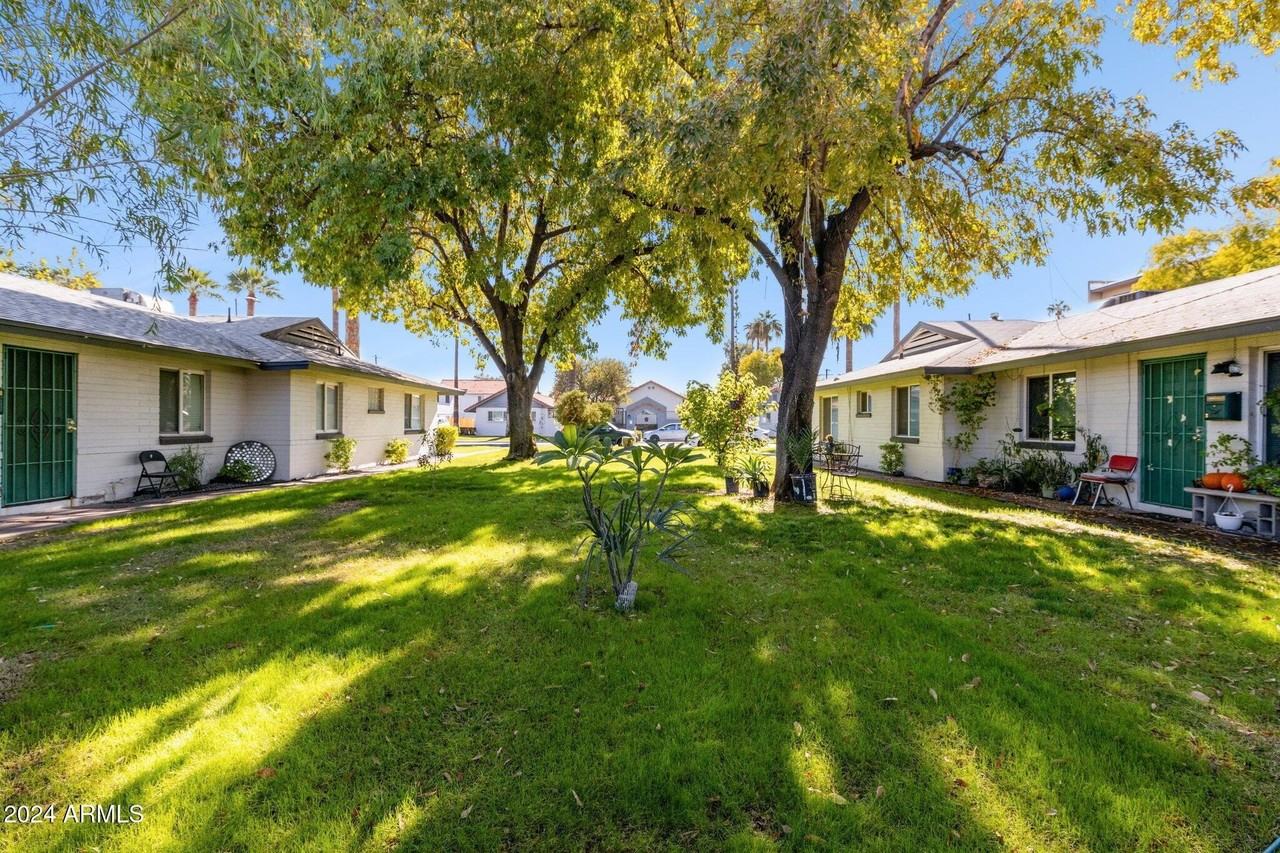 502 E Roanoke Ave #3 - Photo 2 of 21