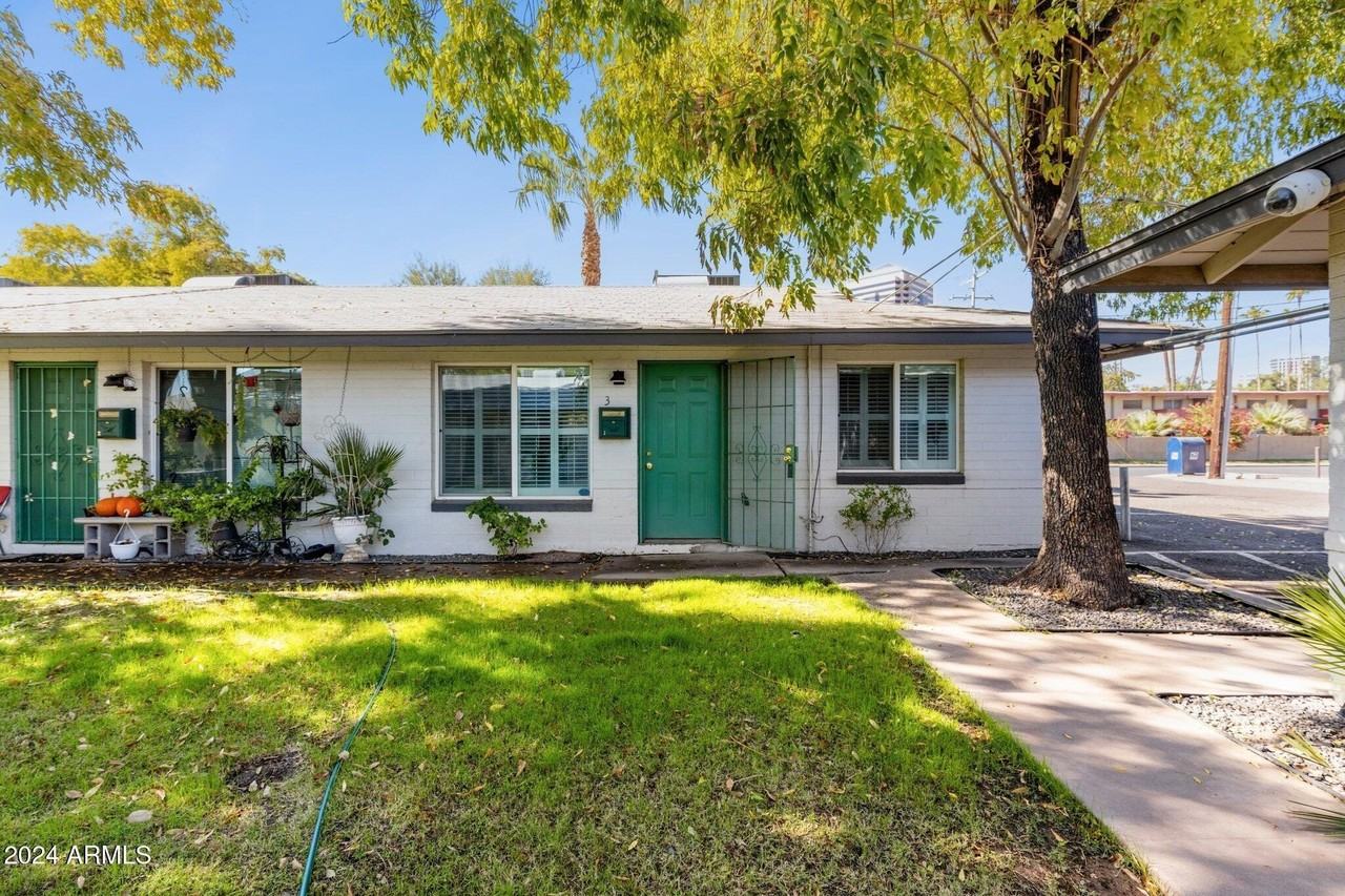 502 E Roanoke Ave #3 - Photo 3 of 21