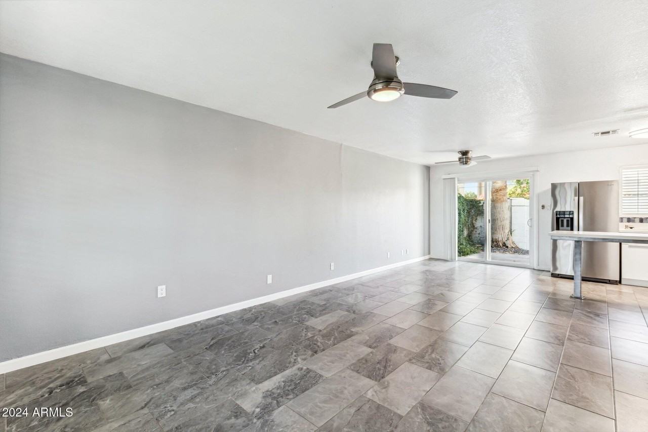 502 E Roanoke Ave #3 - Photo 6 of 21