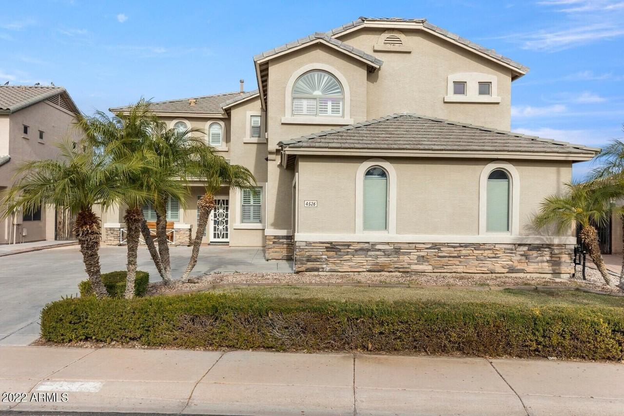 4526 W Ian Dr - Photo 2 of 42