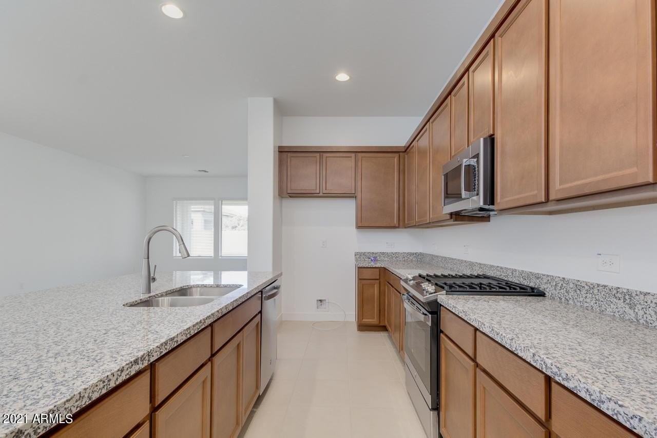 458 W Golden Aspen Dr - Photo 2 of 45