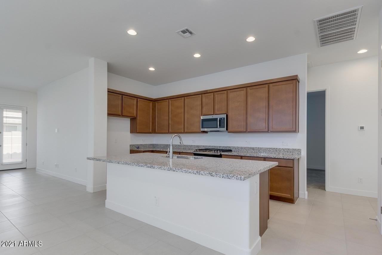 458 W Golden Aspen Dr - Photo 4 of 45