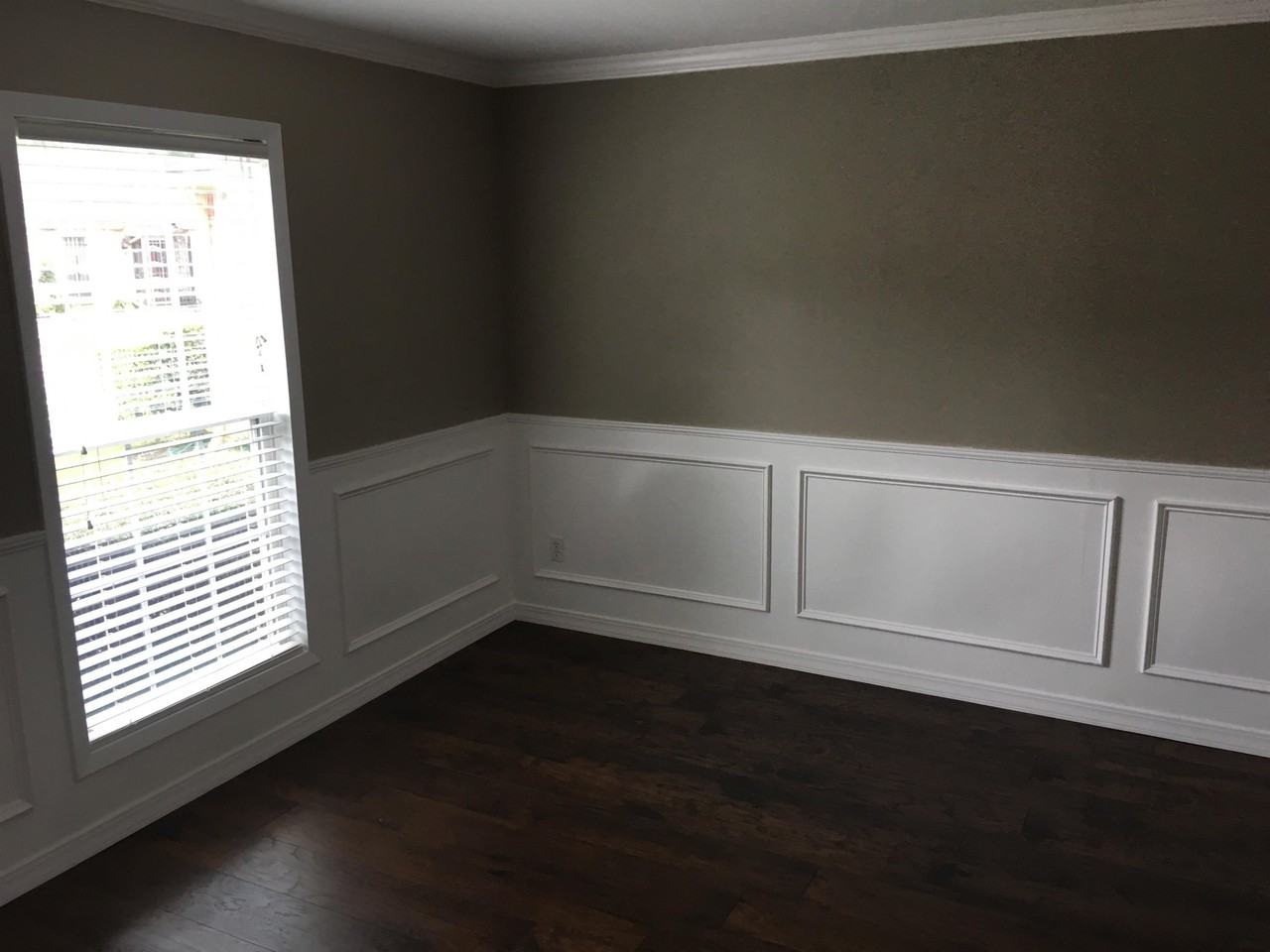 5750 Townhouse Ln - Photo 6 of 15