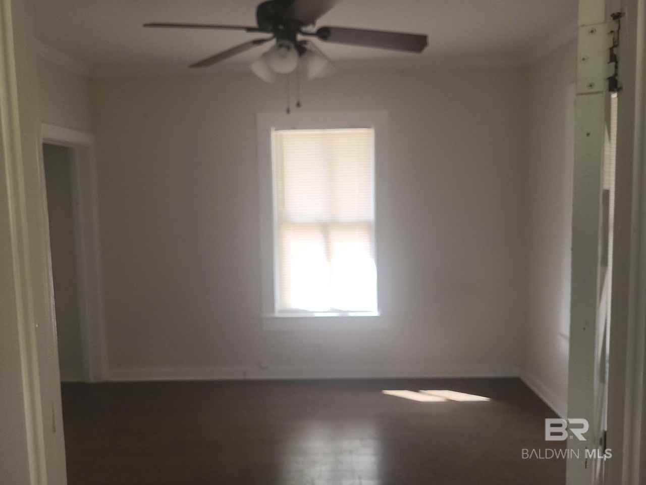 503 S Cedar St - Photo 5 of 17