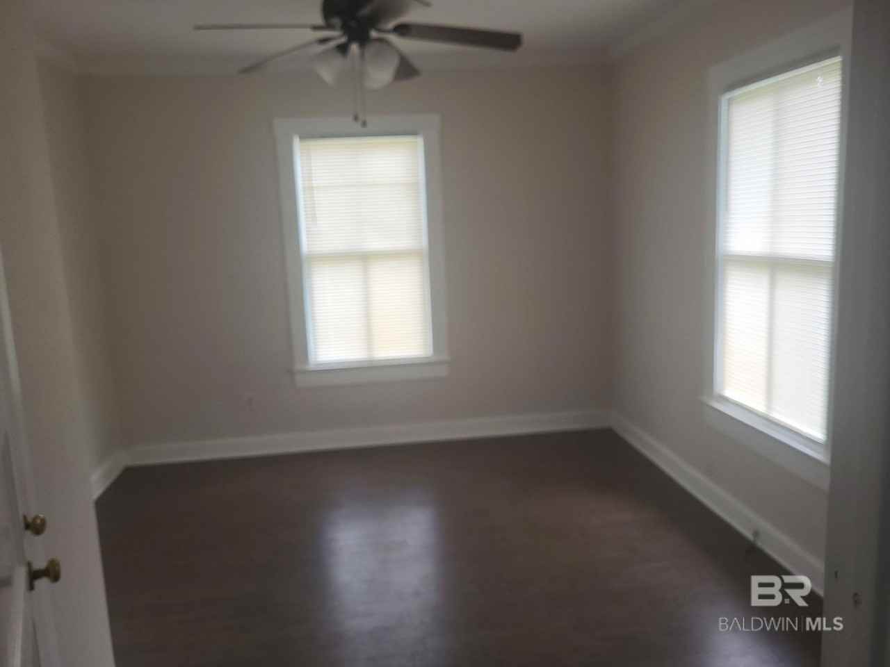 503 S Cedar St - Photo 6 of 17