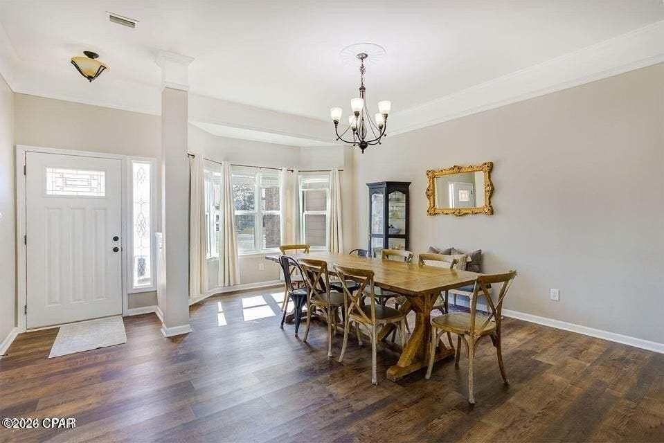 8107 Heritage Woods Ln - Photo 3 of 18