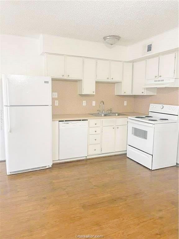 807 E 31st St #7 - Photo 5 of 8
