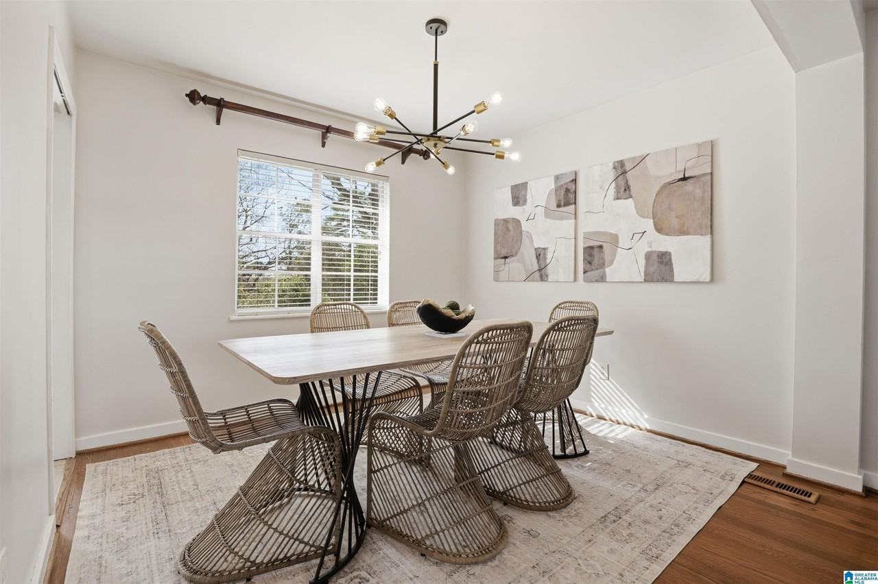 5956 Crestwood Cir - Photo 5 of 32