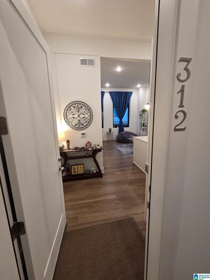 1329 4th Ave S #312 - Photo 3 of 10