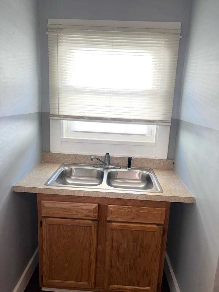 322 Lorenz Ave #322 - Photo 4 of 7