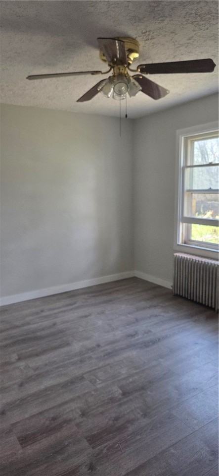 70 Summit St - Photo 4 of 18