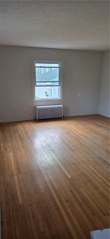 70 Summit St - Photo 6 of 18