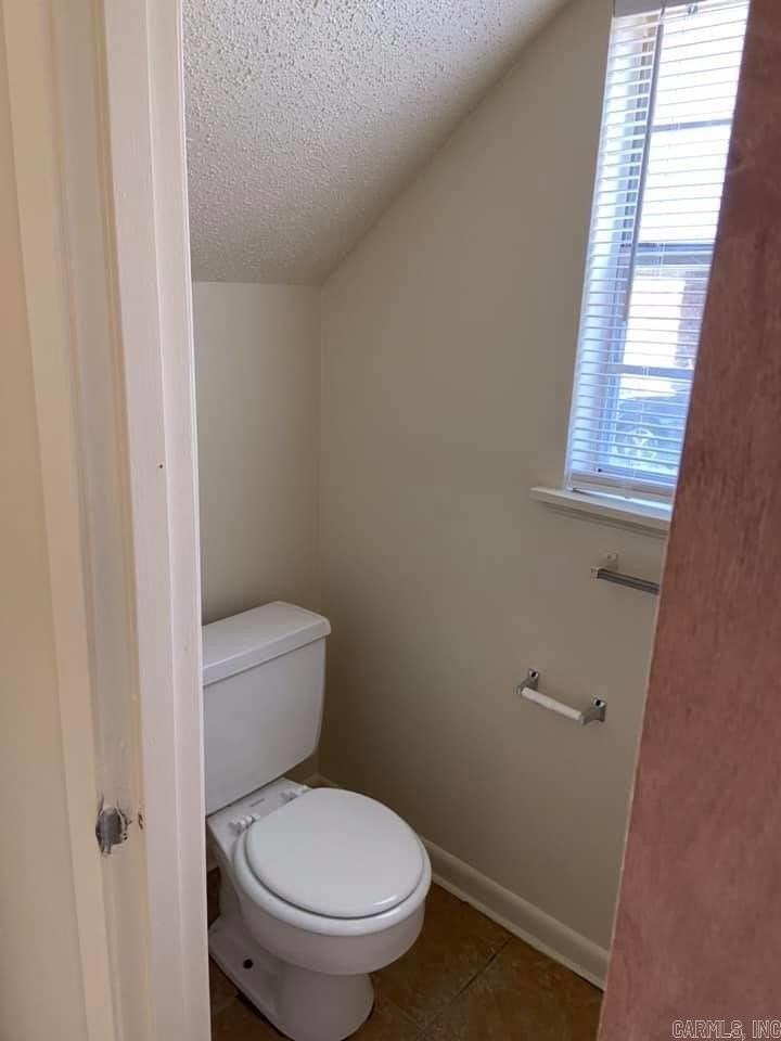 13 Rosemunn Dr - Photo 5 of 9