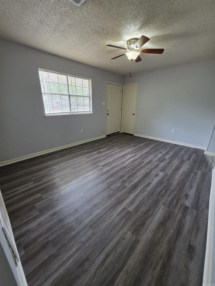 9500 Wilderness Rd - Photo 5 of 17