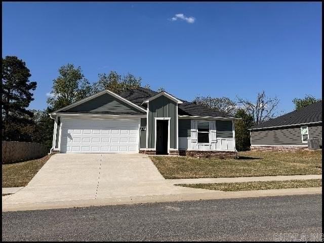 4344 Sloan Dr - Photo 2 of 11