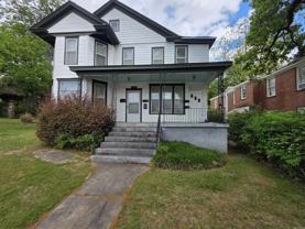 1008 Kavanaugh Blvd - Photo 1 of 1