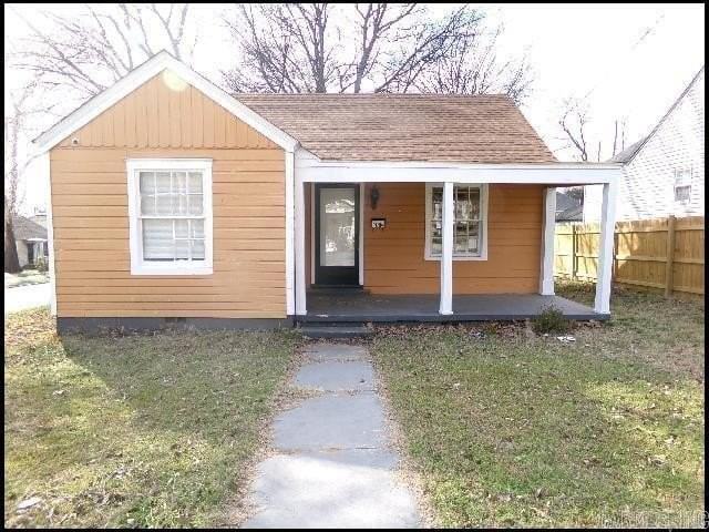 920 S Elm St