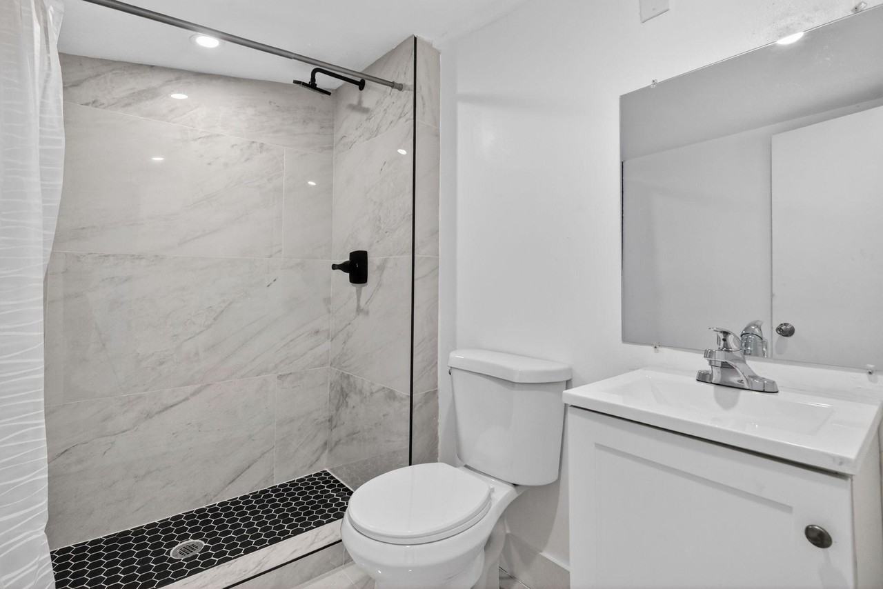 Nw 55th St - Photo 5 of 11