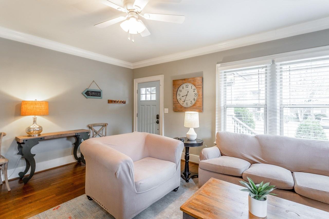 609 Tremont St - Photo 4 of 29