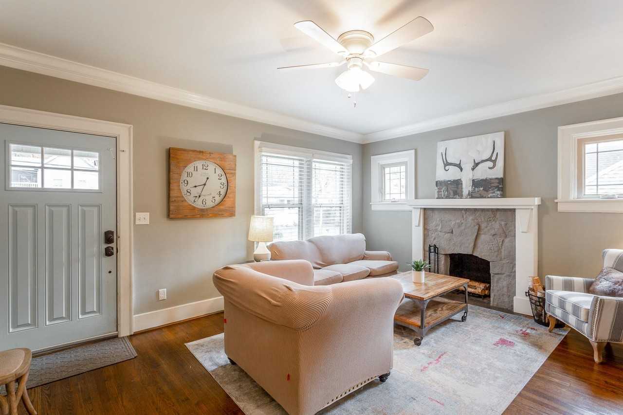 609 Tremont St - Photo 5 of 29