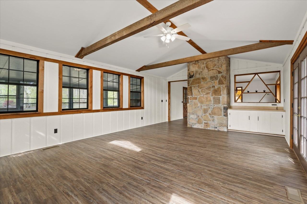 429 St Simon Trl - Photo 6 of 38