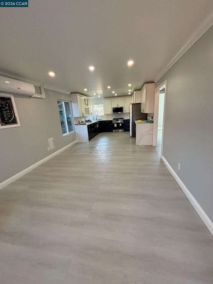 4554 Lakeshore Dr - Photo 3 of 8