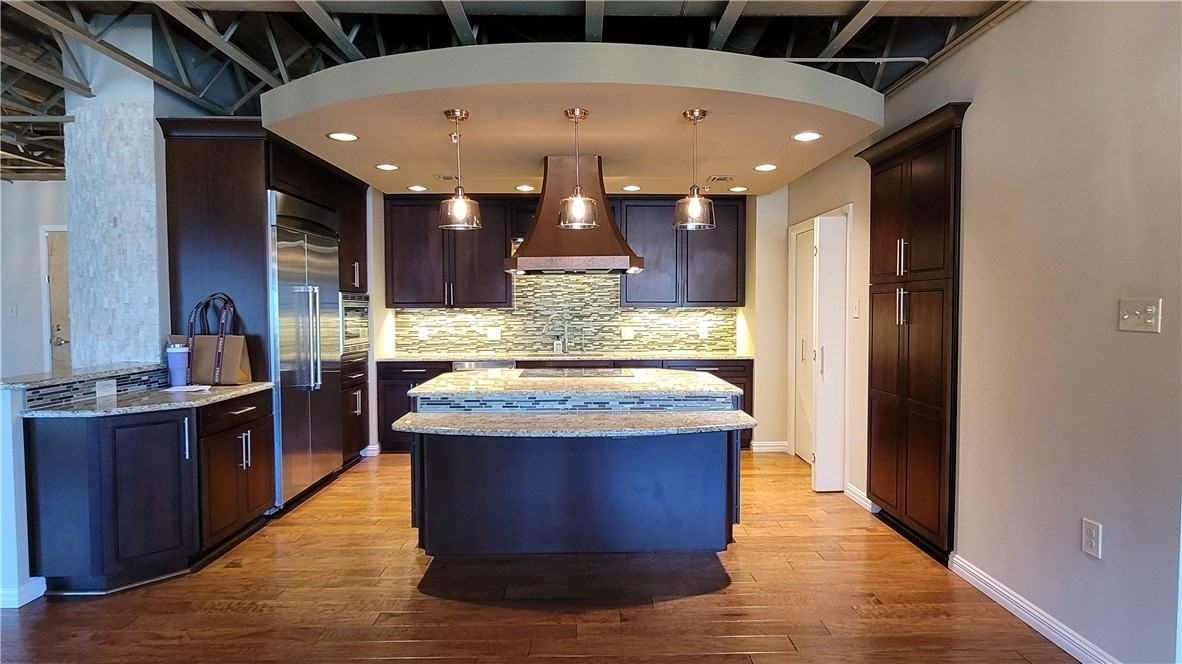 901 N Upper Broadway St #502 - Photo 6 of 30