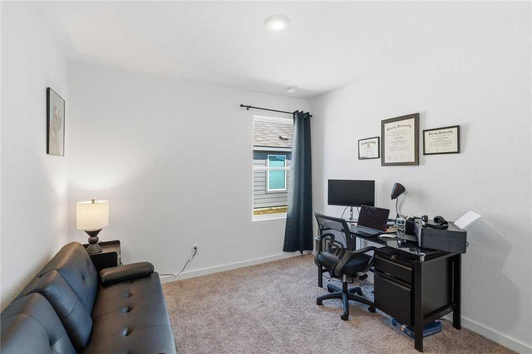 2706 Lannister Ln - Photo 6 of 16