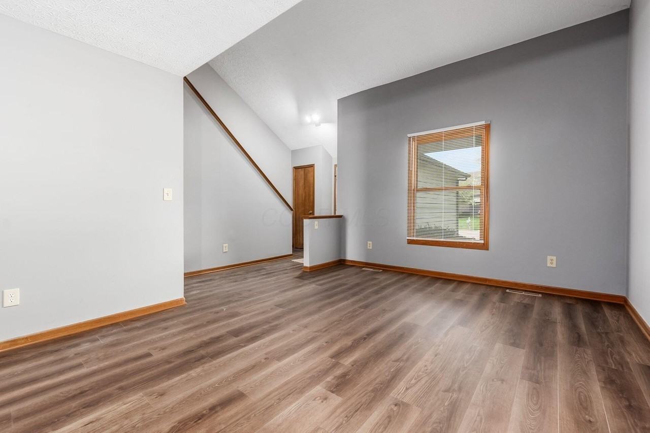 8308 Talia Ct - Photo 4 of 34