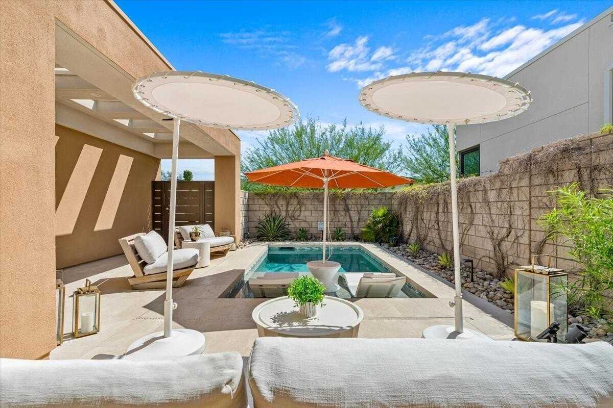 446 Fountain Dr - Photo 5 of 42