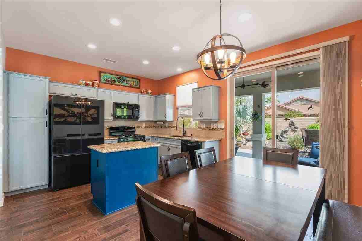 81682 Avenida Celaya - Photo 7 of 25