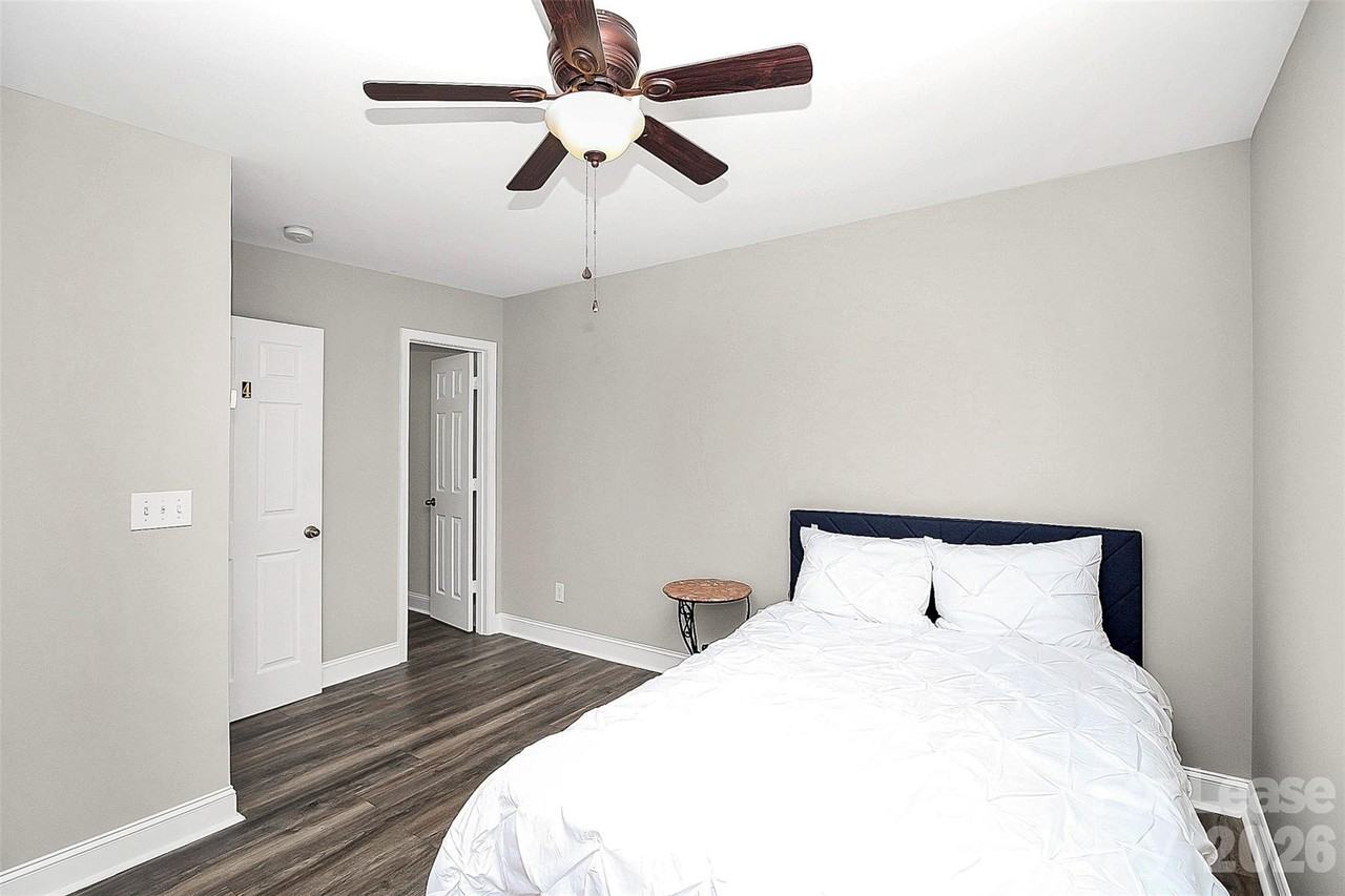 1711 Rustic Arch Way - Photo 7 of 21