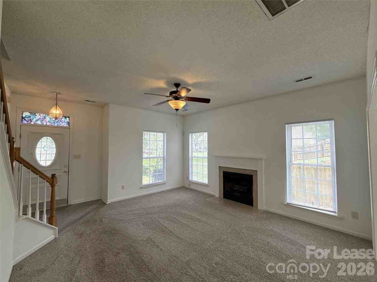 10218 Ridgewell Ct - Photo 3 of 21
