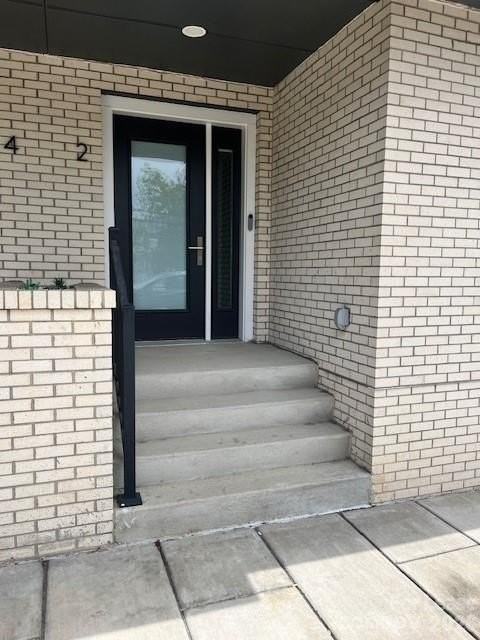 2 Bauhaus Ct - Photo 2 of 15