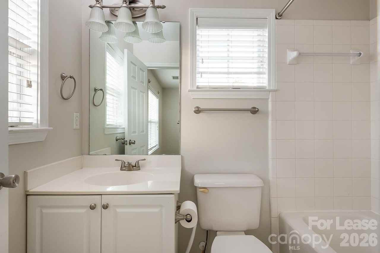 206 S Cedar St - Photo 7 of 13