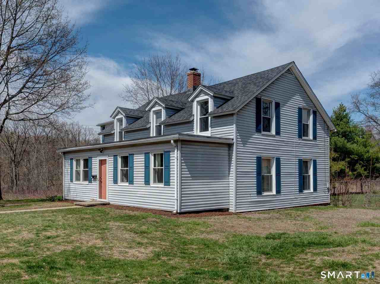 274 N Main St - Photo 2 of 20