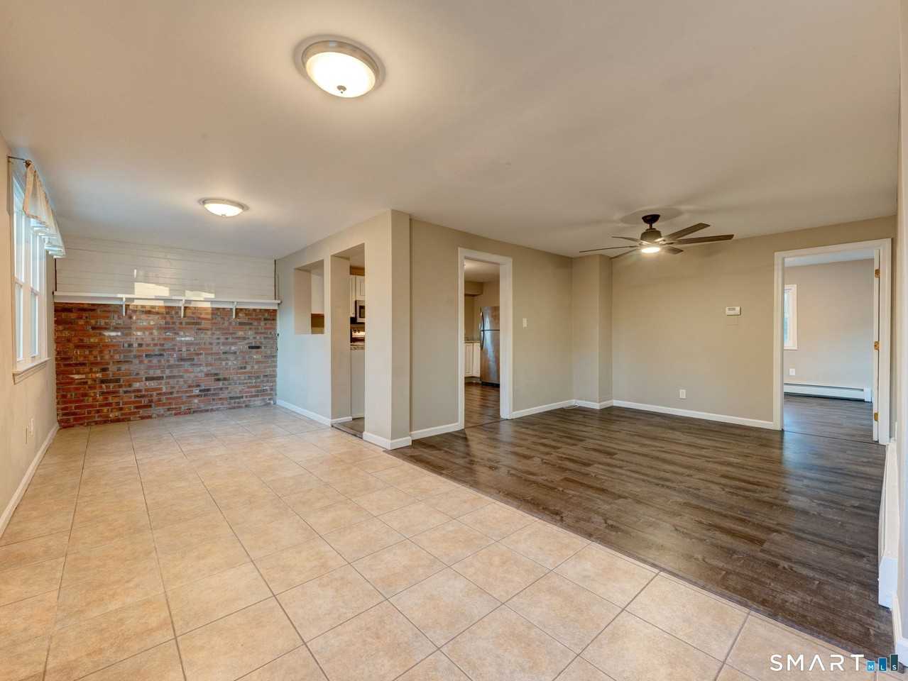 274 N Main St - Photo 7 of 20