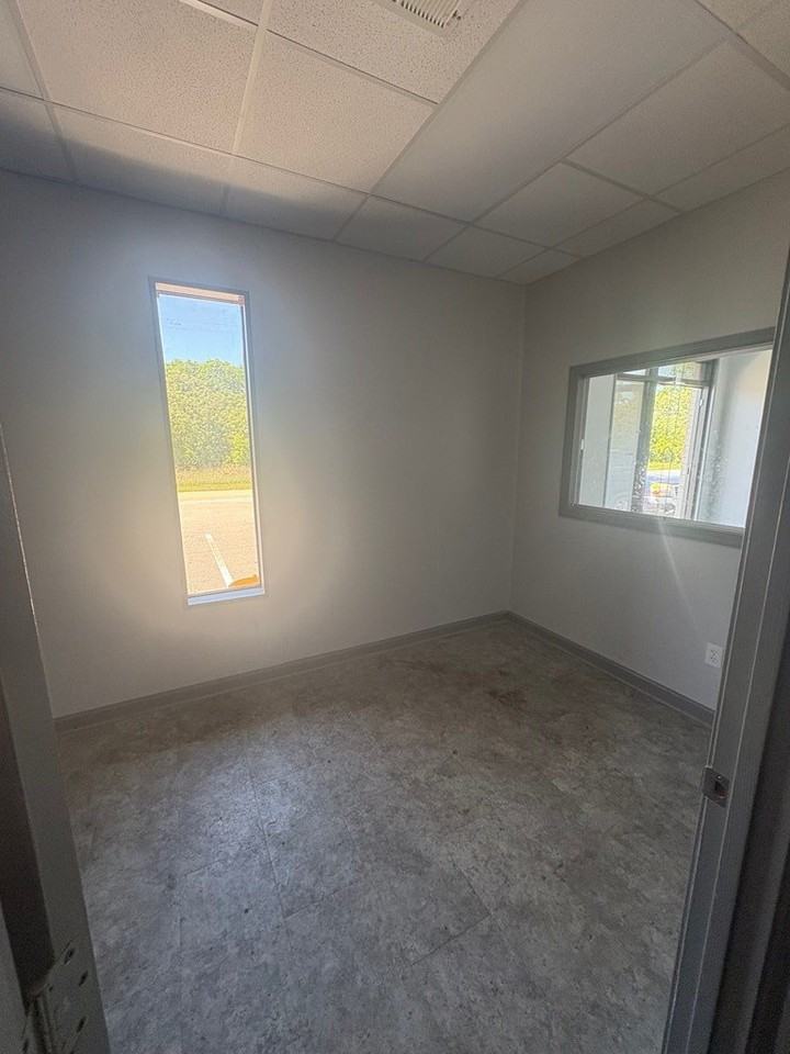 1950 Wise Dr - Photo 7 of 11