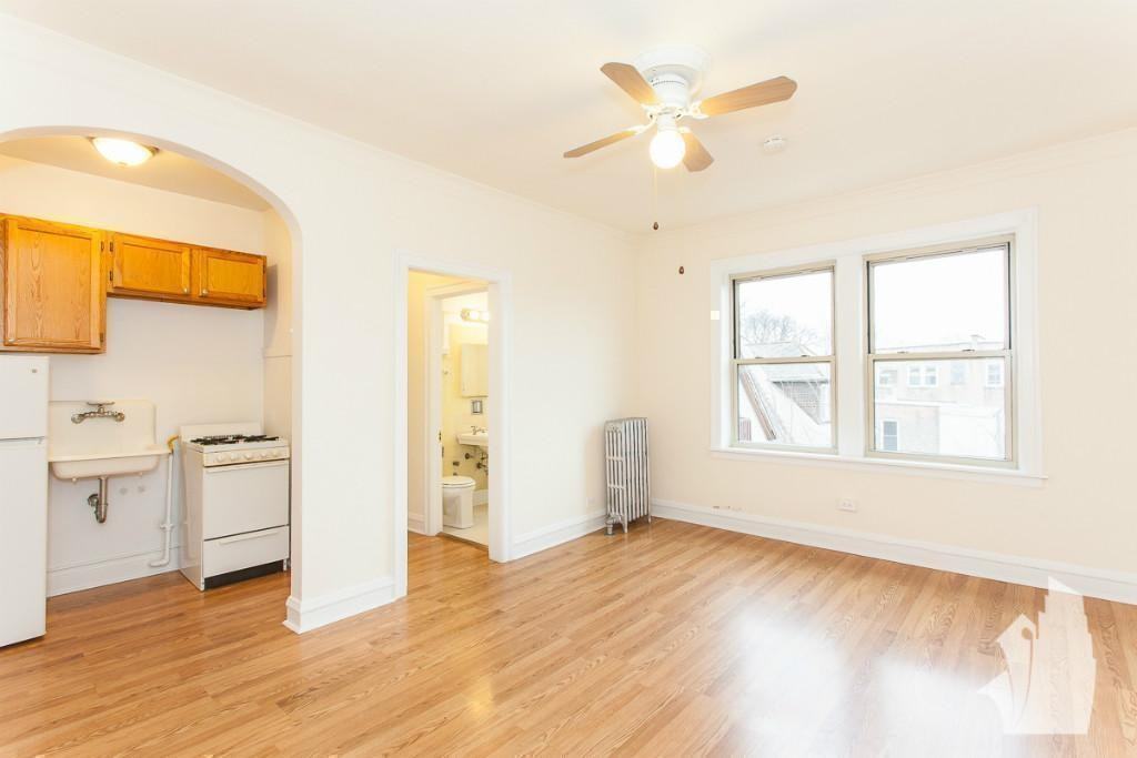 2536 N Sawyer Ave #206 - Photo 4 of 12