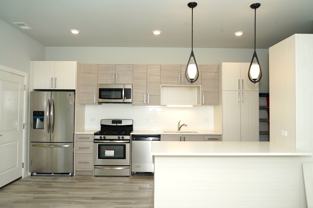 6138 S University Ave #GDN - Photo 1 of 1