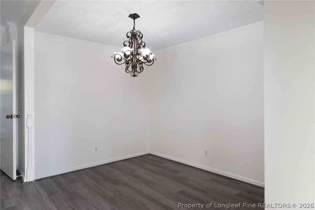 1228 Woodland Dr - Photo 4 of 16