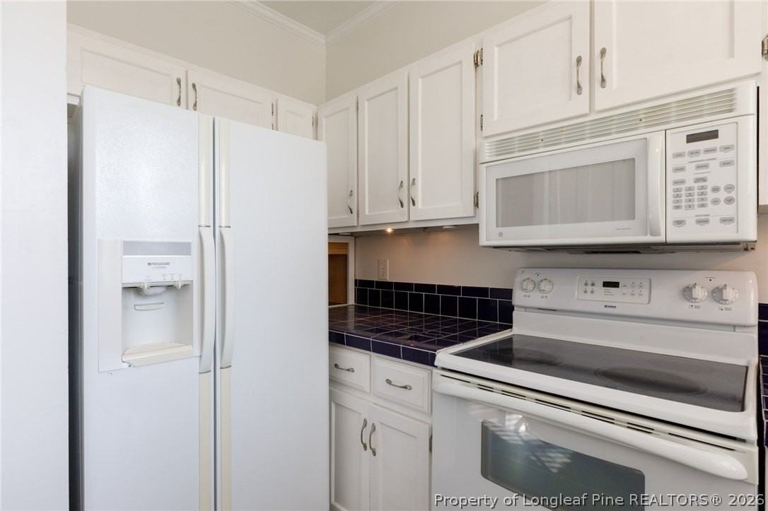 1228 Woodland Dr - Photo 6 of 16