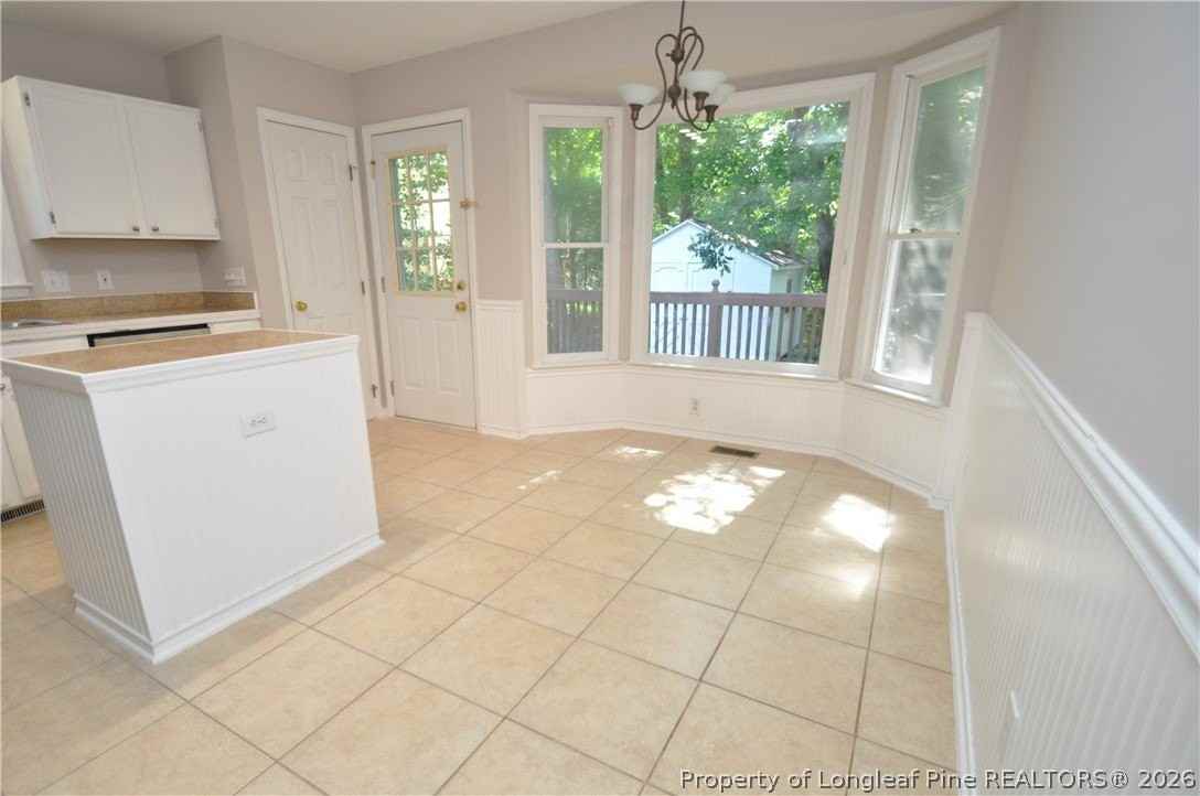 2128 Leadenhall Way - Photo 6 of 22