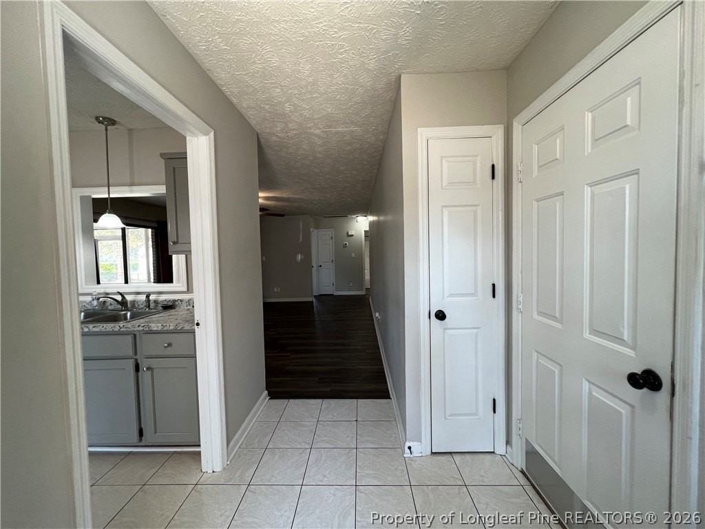 7126 Kearny Ave - Photo 3 of 28