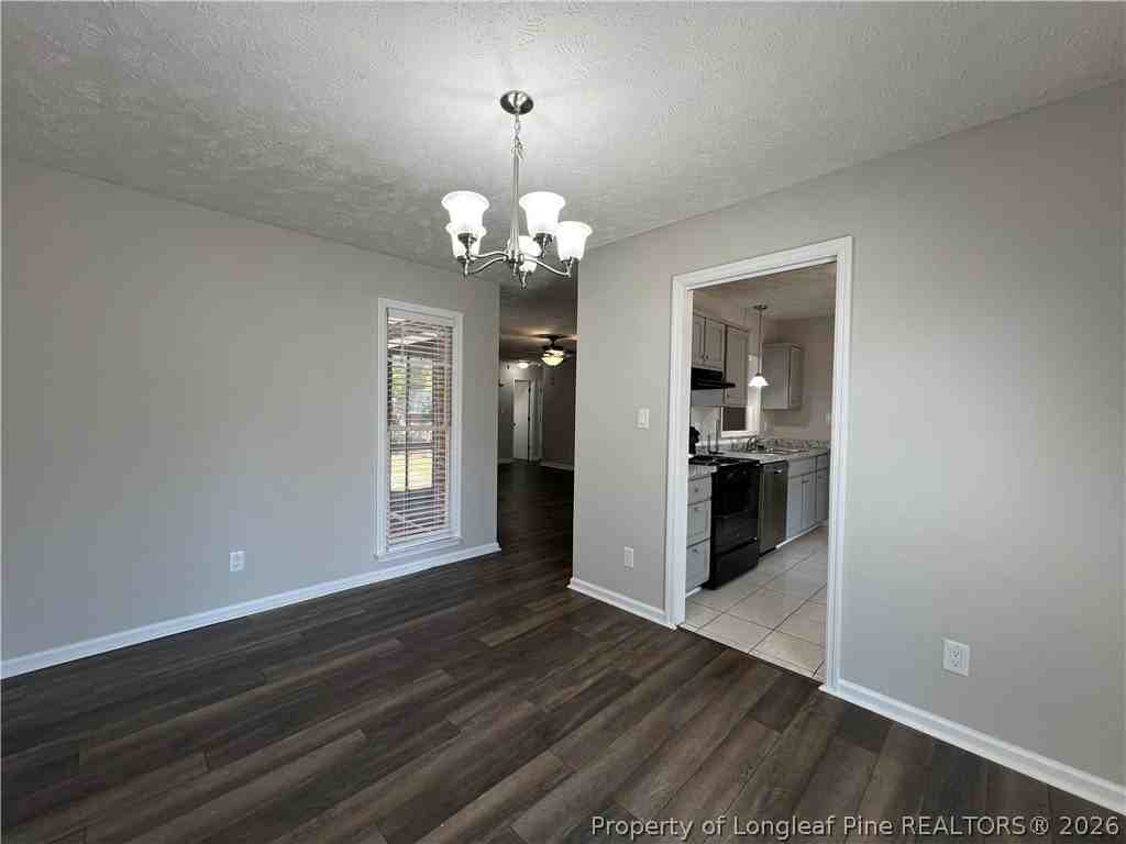 7126 Kearny Ave - Photo 6 of 28