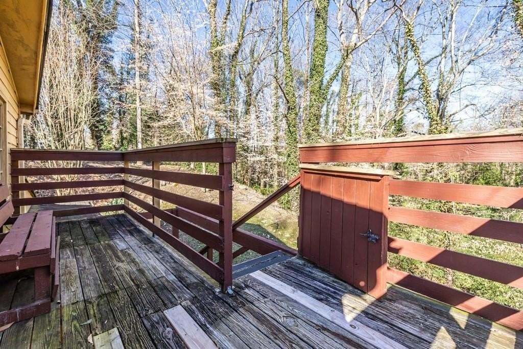 1570 Spring Ln Nw #B - Photo 5 of 25