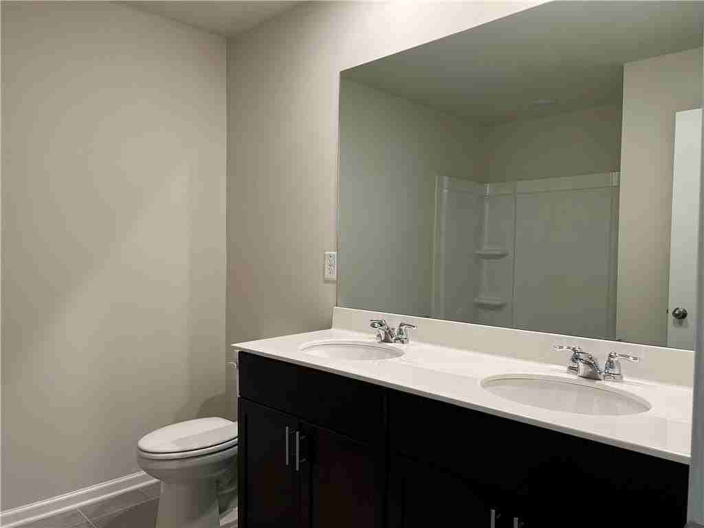 6072 Hickory Creek Ct - Photo 5 of 18