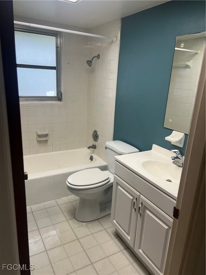 198 Joel Blvd #6 - Photo 6 of 8