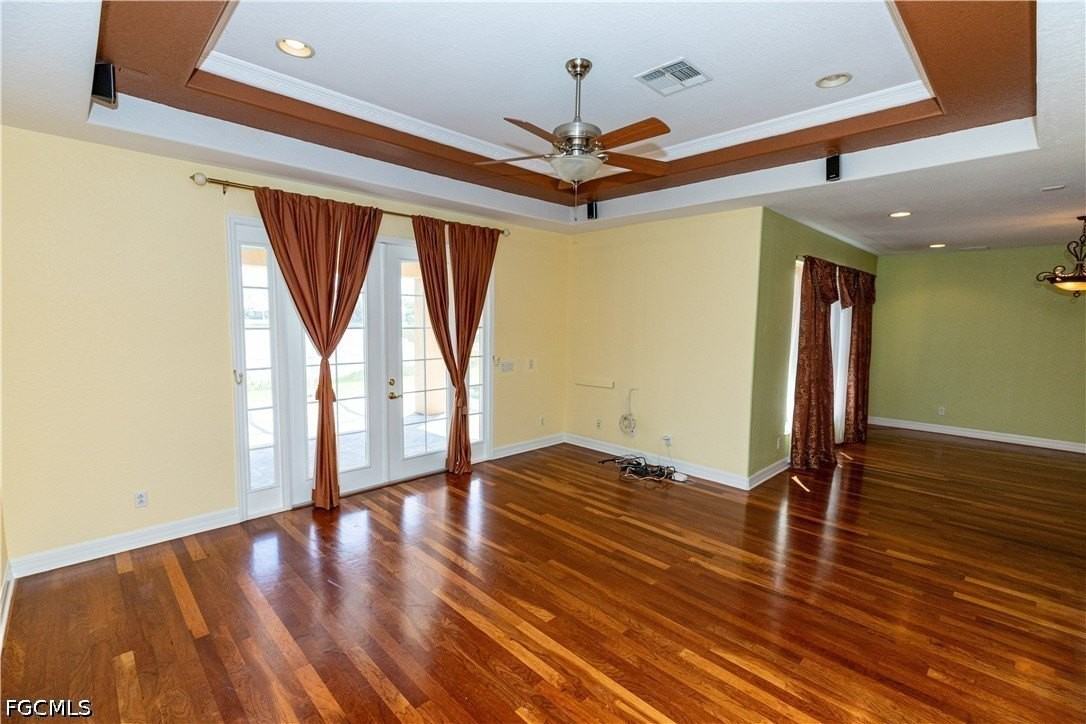 8789 Paseo De Valencia St - Photo 7 of 35