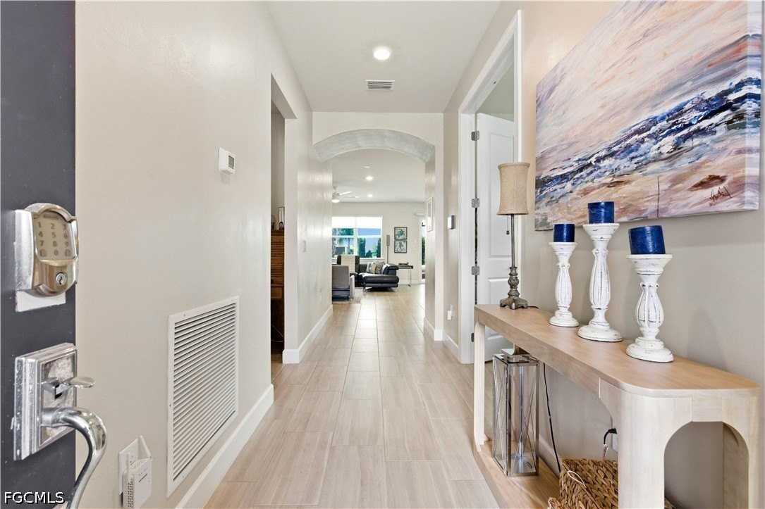 17728 Silverspur Dr - Photo 5 of 50